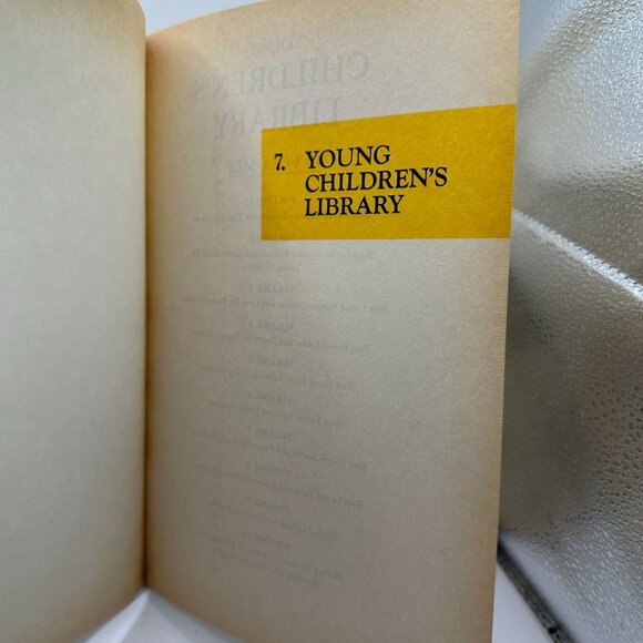 Young Children's Library Volume 7 Best Loved Stories 1963 Hardcover Book - Picture 2 of 7